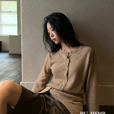 블랙 화이트 핑크 카키 짙은 회