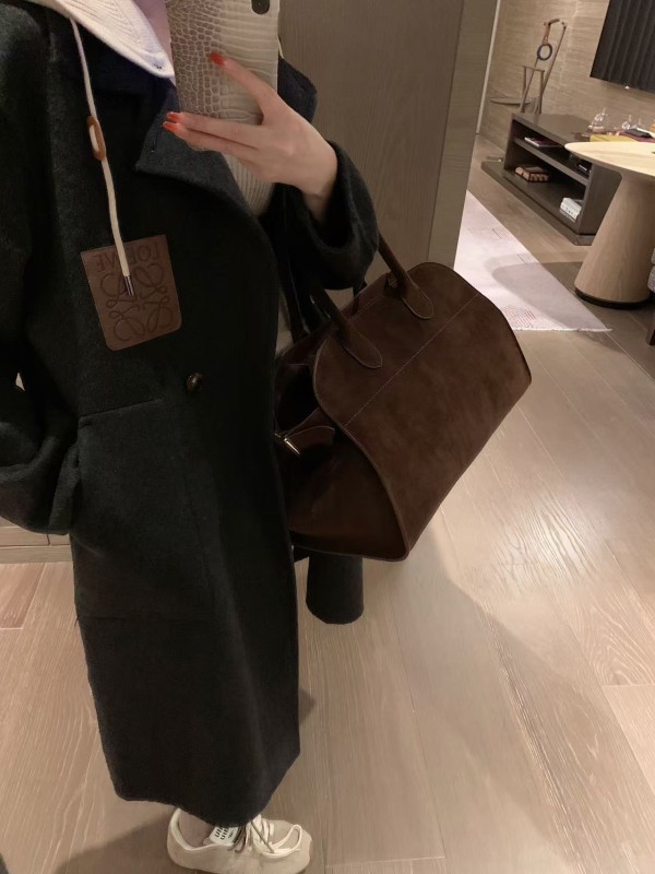 로에 울 코트